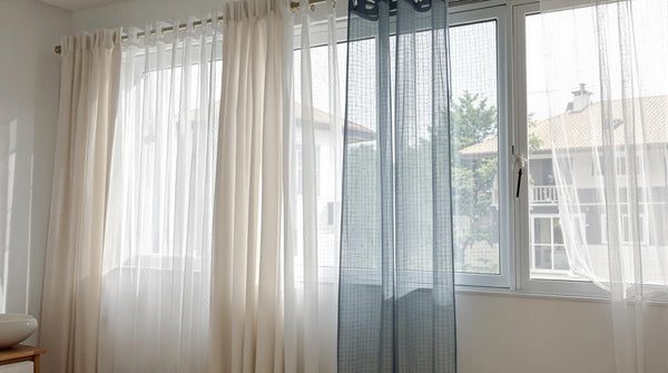 カーテン掃除後の画像