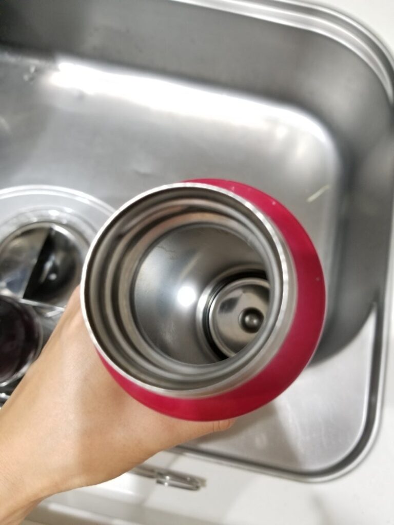 ピカピカになった水筒画像