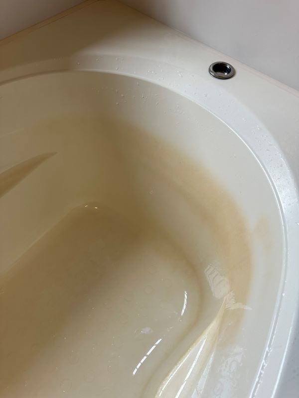 浴槽清掃前の画像