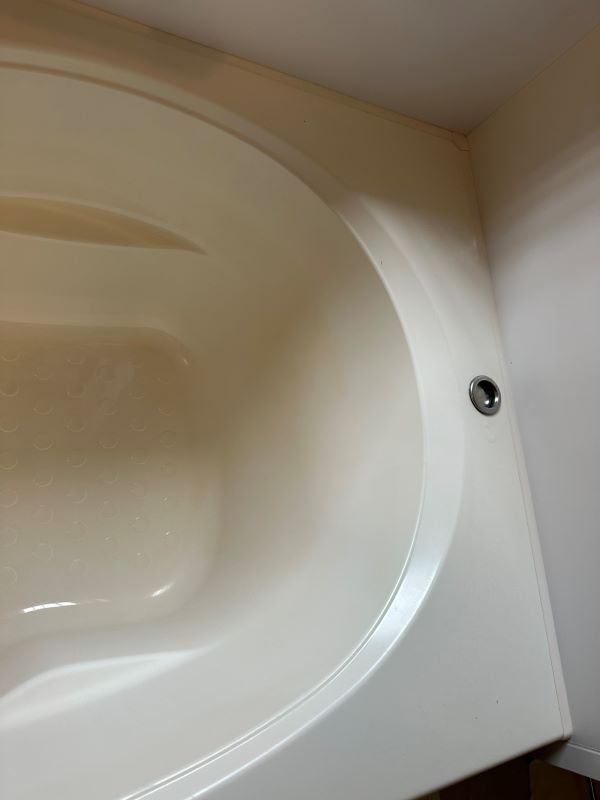 浴槽清掃後の比較画像